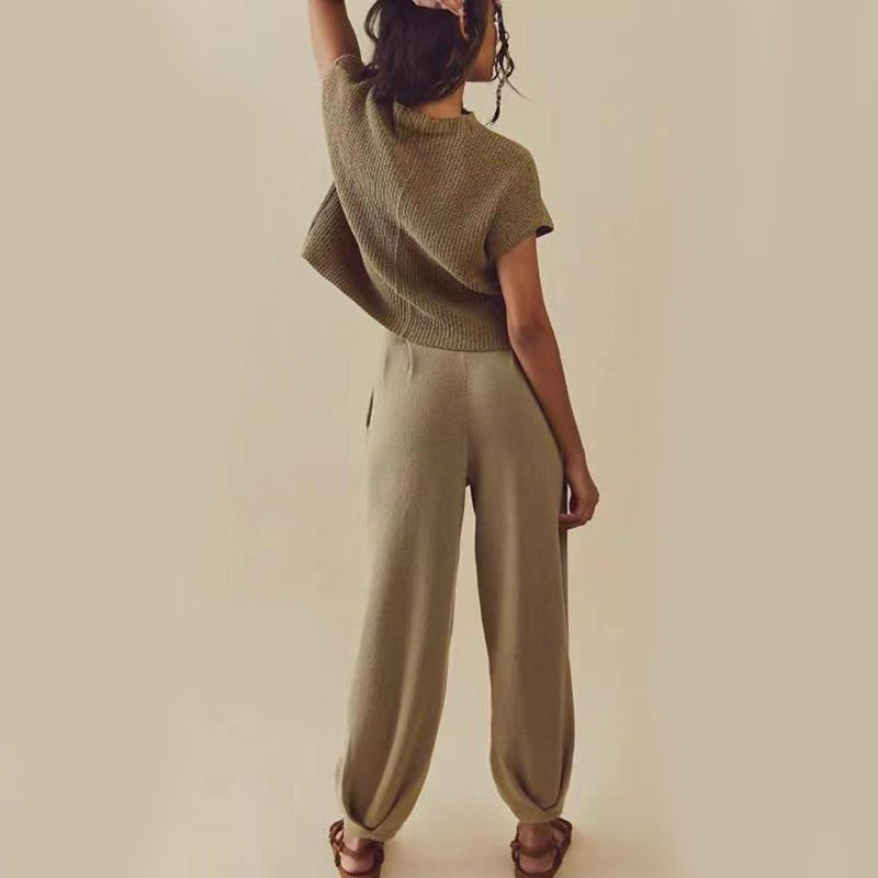 SET: The Two-Piece with Pockets